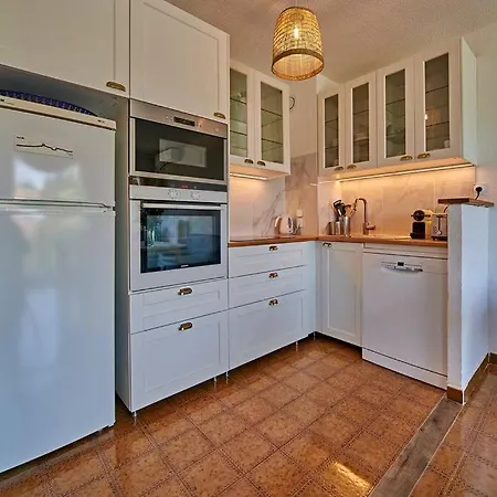 Sunrise -swimming-pool-saint-tropez Center-parking Appartement *