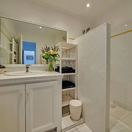 Sunrise -swimming-pool-saint-tropez Center-parking * Saint-Tropez