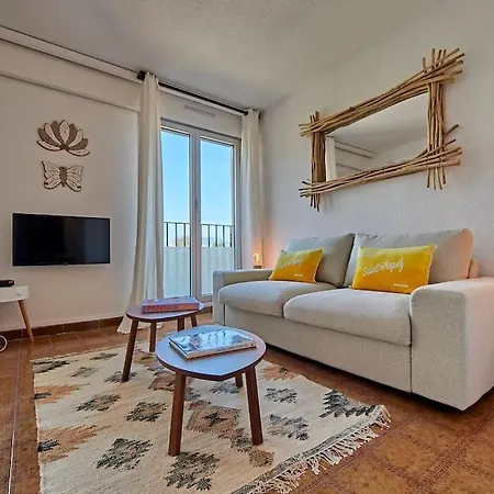 Sunrise -swimming-pool-saint-tropez Center-parking Saint-Tropez