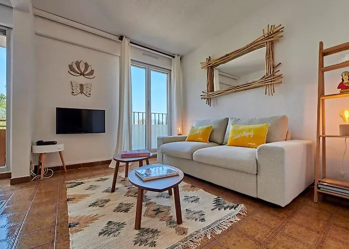 Sunrise -swimming-pool-saint-tropez Center-parking Saint-Tropez